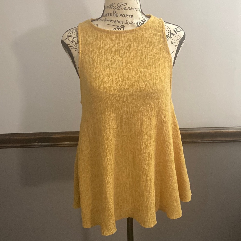 Pull & Bear Mustard Tank Small